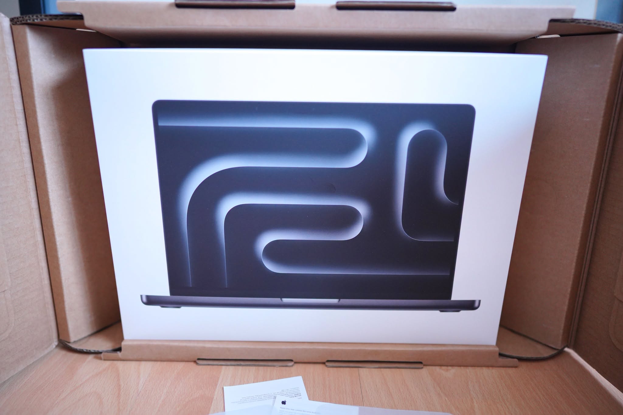 MacBook Pro · 14″ · M5 Pro · 2026 · 24 GB RAM · 2 TB SSD